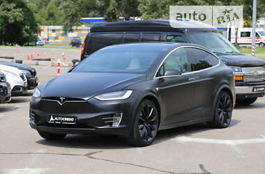 Позашляховик / Кросовер Tesla Model X 2019 в Києві