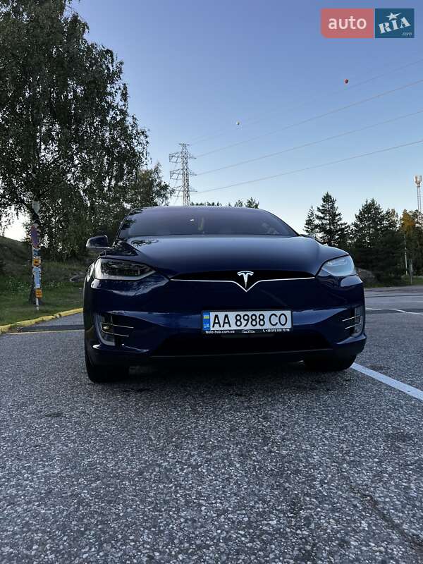 Внедорожник / Кроссовер Tesla Model X 2017 в Киеве