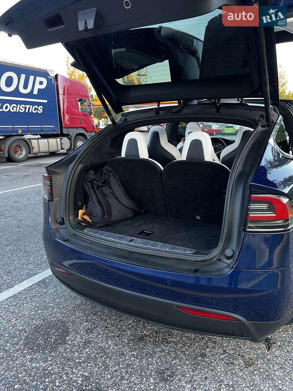 Внедорожник / Кроссовер Tesla Model X 2017 в Киеве
