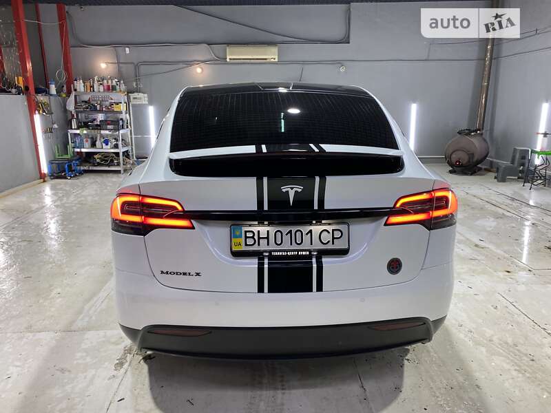 Позашляховик / Кросовер Tesla Model X 2019 в Одесі фото 9 Позашляховик / Кросовер Tesla Model X 2019 в Одесі