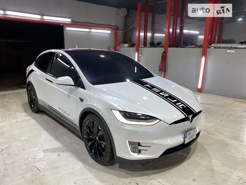 Позашляховик / Кросовер Tesla Model X 2019 в Одесі фото 8 Позашляховик / Кросовер Tesla Model X 2019 в Одесі