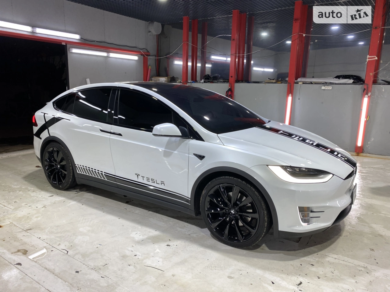 2018 Tesla Model X - мініатюра 29