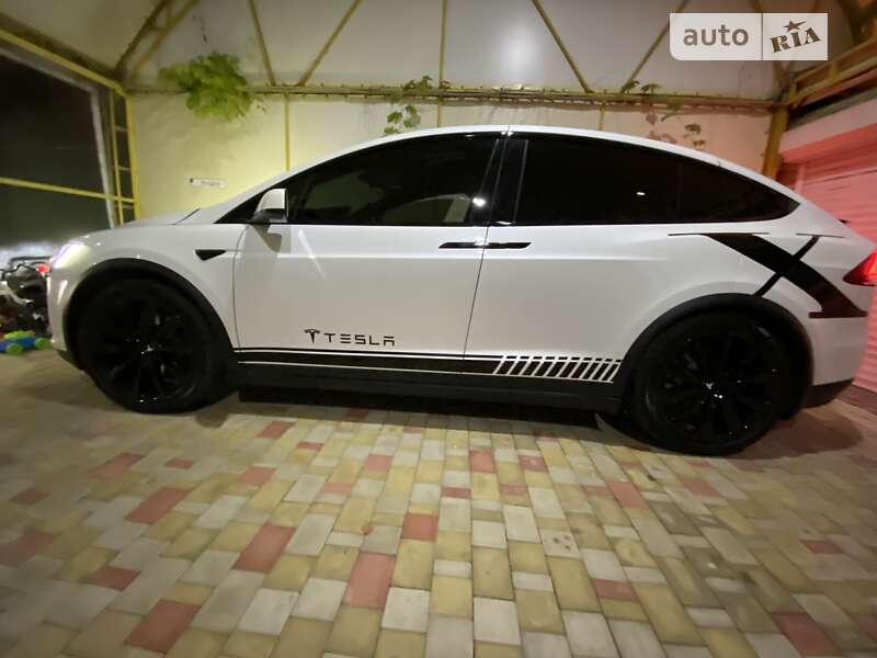 Позашляховик / Кросовер Tesla Model X 2019 в Одесі фото 5 Позашляховик / Кросовер Tesla Model X 2019 в Одесі