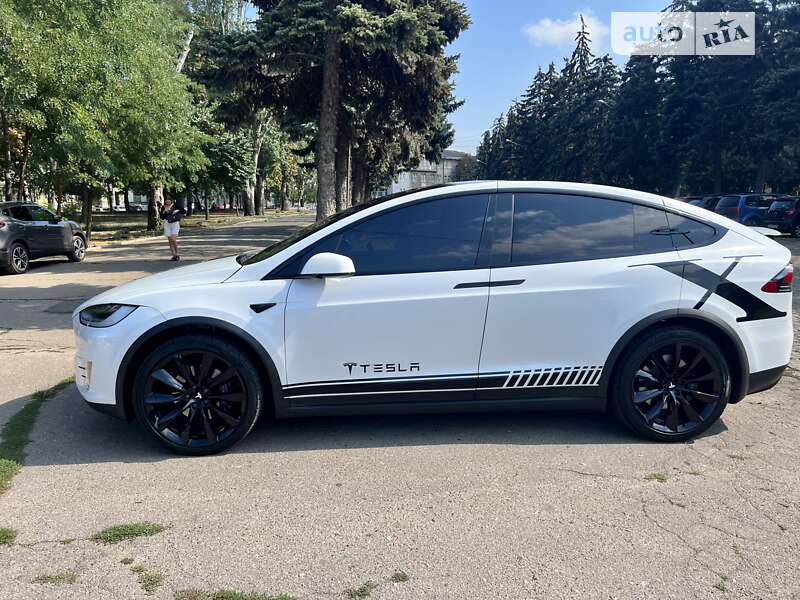 Позашляховик / Кросовер Tesla Model X 2019 в Одесі фото 16 Позашляховик / Кросовер Tesla Model X 2019 в Одесі