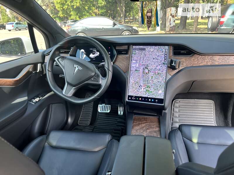 Позашляховик / Кросовер Tesla Model X 2019 в Одесі фото 19 Позашляховик / Кросовер Tesla Model X 2019 в Одесі
