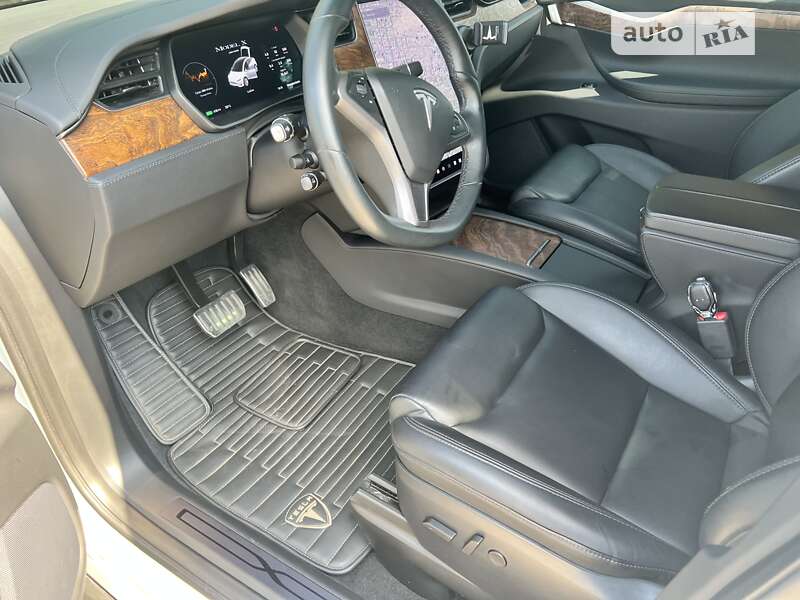 Позашляховик / Кросовер Tesla Model X 2019 в Одесі
