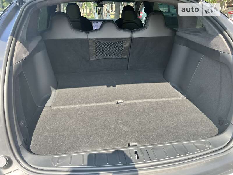 Позашляховик / Кросовер Tesla Model X 2019 в Одесі фото 24 Позашляховик / Кросовер Tesla Model X 2019 в Одесі