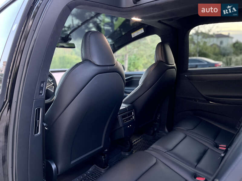Позашляховик / Кросовер Tesla Model X 2020 в Одесі