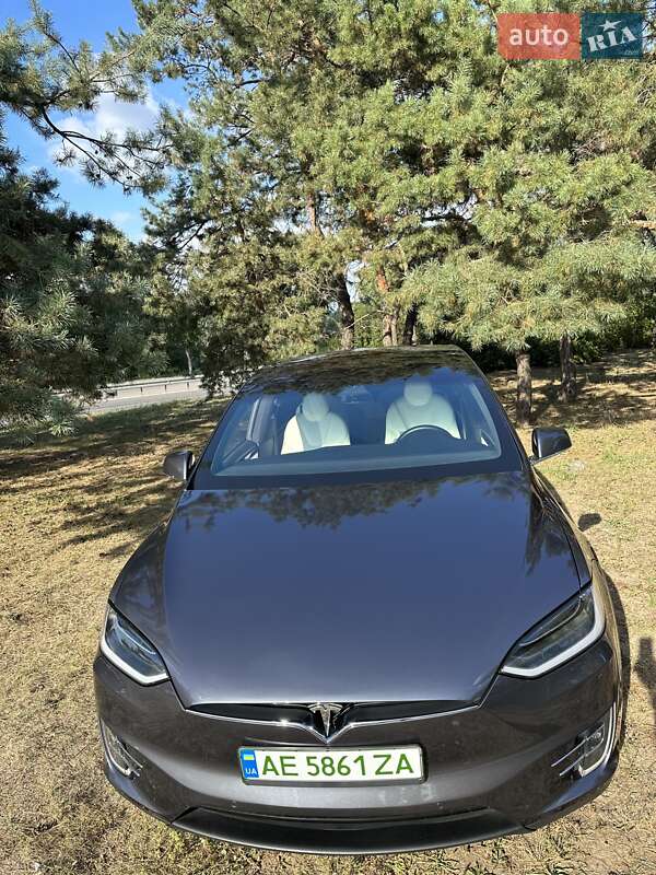 Позашляховик / Кросовер Tesla Model X 2020 в Дніпрі