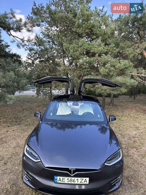 Позашляховик / Кросовер Tesla Model X 2020 в Дніпрі