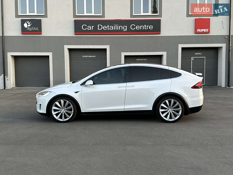 Внедорожник / Кроссовер Tesla Model X 2017 в Киеве
