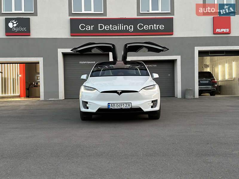 Внедорожник / Кроссовер Tesla Model X 2017 в Киеве