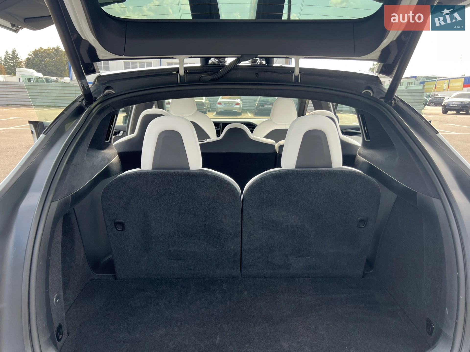 2020 Tesla Model X - мініатюра 17