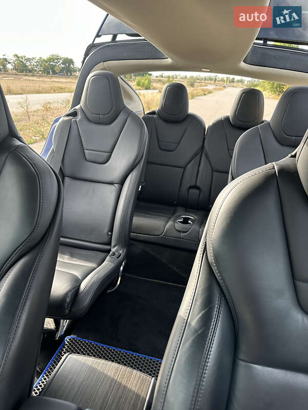 Внедорожник / Кроссовер Tesla Model X 2016 в Одессе