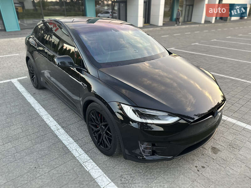 Внедорожник / Кроссовер Tesla Model X 2016 в Львове