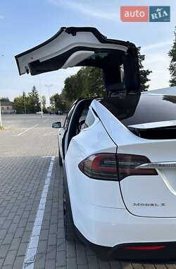 Внедорожник / Кроссовер Tesla Model X 2018 в Тернополе
