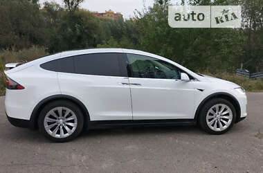 Внедорожник / Кроссовер Tesla Model X 2017 в Луцке