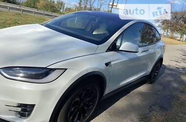 Позашляховик / Кросовер Tesla Model X 2018 в Києві