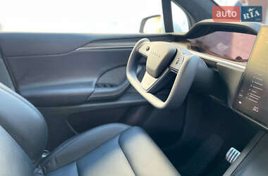 Позашляховик / Кросовер Tesla Model X 2022 в 