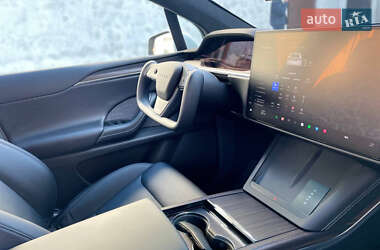 Позашляховик / Кросовер Tesla Model X 2022 в 