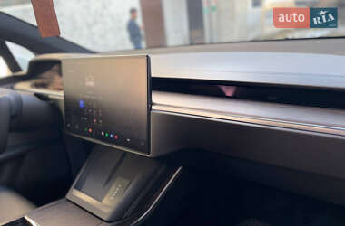 Позашляховик / Кросовер Tesla Model X 2022 в 