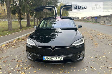 Внедорожник / Кроссовер Tesla Model X 2018 в Звягеле