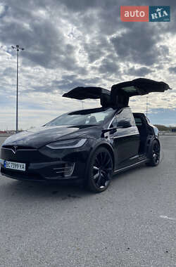 Позашляховик / Кросовер Tesla Model X 2016 в 