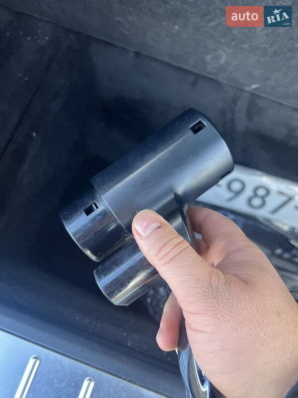 Позашляховик / Кросовер Tesla Model X 2018 в Вінниці