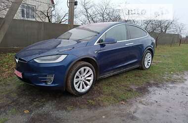 Позашляховик / Кросовер Tesla Model X 2017 в Києві