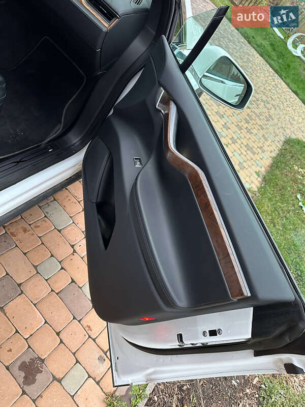 Внедорожник / Кроссовер Tesla Model X 2020 в Черкассах