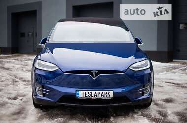 Позашляховик / Кросовер Tesla Model X 2016 в Києві