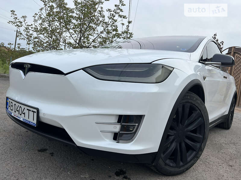 Внедорожник / Кроссовер Tesla Model X 2016 в 