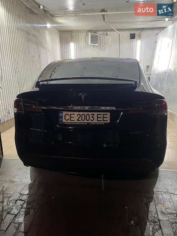 Внедорожник / Кроссовер Tesla Model X 2016 в Черновцах