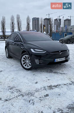 Позашляховик / Кросовер Tesla Model X 2016 в Києві