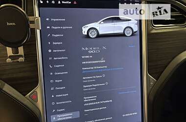 Позашляховик / Кросовер Tesla Model X 2016 в Києві