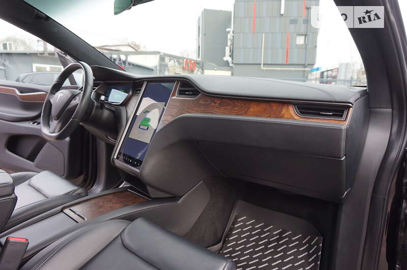 Позашляховик / Кросовер Tesla Model X 2020 в Одесі