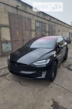 Позашляховик / Кросовер Tesla Model X 2016 в Дніпрі