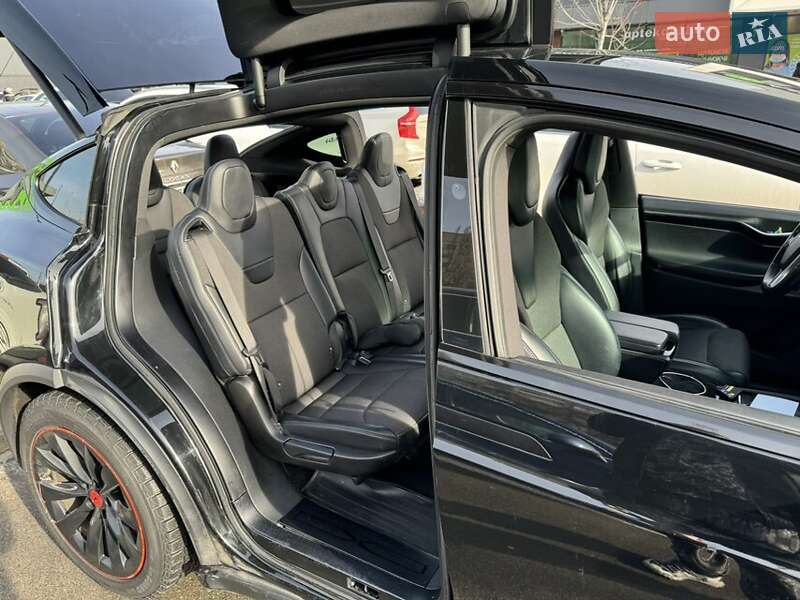 Внедорожник / Кроссовер Tesla Model X 2017 в Киеве