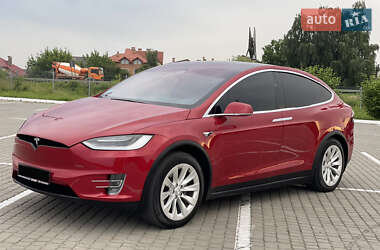 Позашляховик / Кросовер Tesla Model X 2017 в 