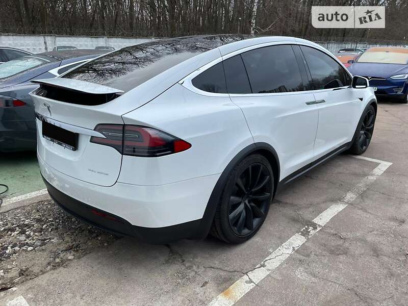 Внедорожник / Кроссовер Tesla Model X 2020 в Днепре