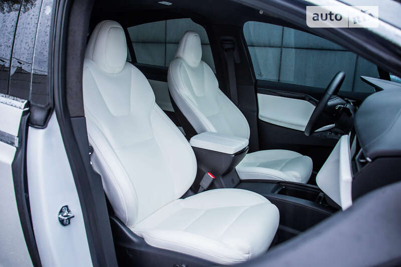 Внедорожник / Кроссовер Tesla Model X 2020 в Днепре