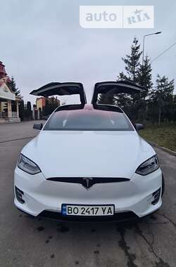 Внедорожник / Кроссовер Tesla Model X 2016 в Тернополе
