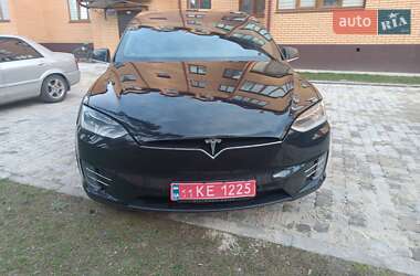 Внедорожник / Кроссовер Tesla Model X 2017 в 
