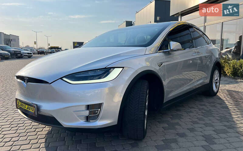 Внедорожник / Кроссовер Tesla Model X 2018 в Мукачево
