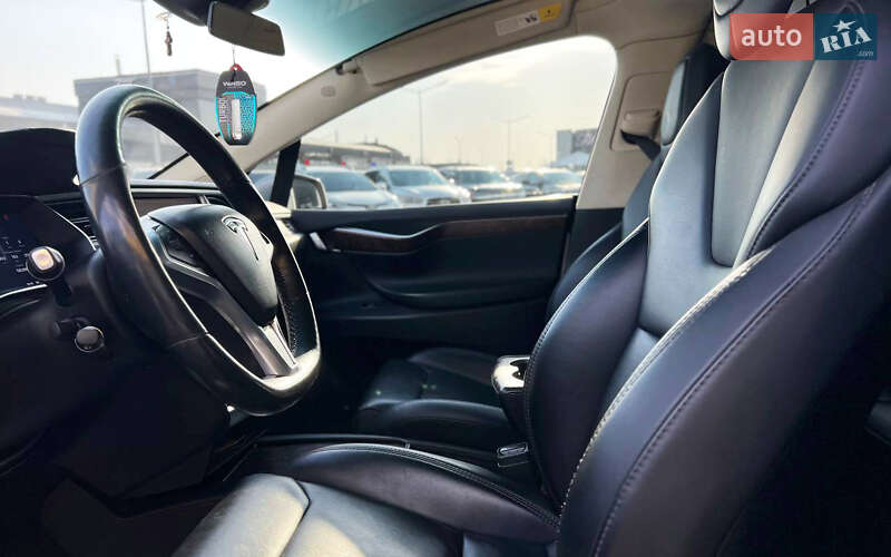 Внедорожник / Кроссовер Tesla Model X 2018 в Мукачево
