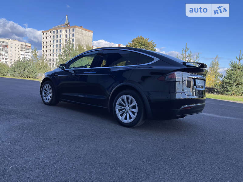Внедорожник / Кроссовер Tesla Model X 2017 в Луцке фото 7 Внедорожник / Кроссовер Tesla Model X 2017 в Луцке