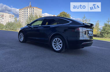 Внедорожник / Кроссовер Tesla Model X 2017 в Луцке