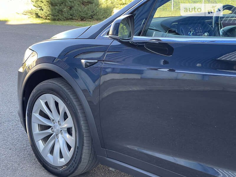 Внедорожник / Кроссовер Tesla Model X 2017 в Луцке фото 28 Внедорожник / Кроссовер Tesla Model X 2017 в Луцке