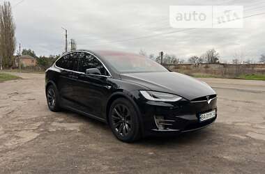 Внедорожник / Кроссовер Tesla Model X 2017 в Кропивницком