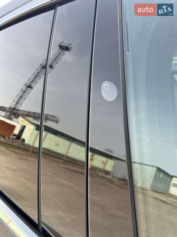Позашляховик / Кросовер Tesla Model X 2018 в Києві